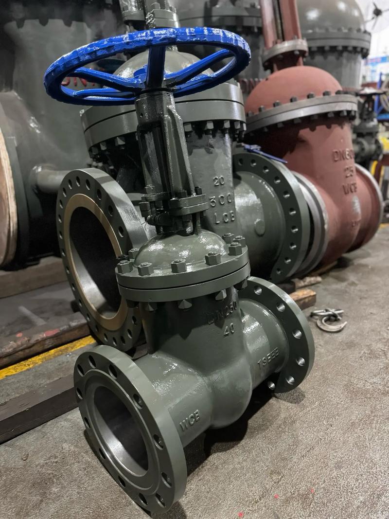 焊接闸阀与法兰闸阀的应用解析 以Z61H-40C DN200为例